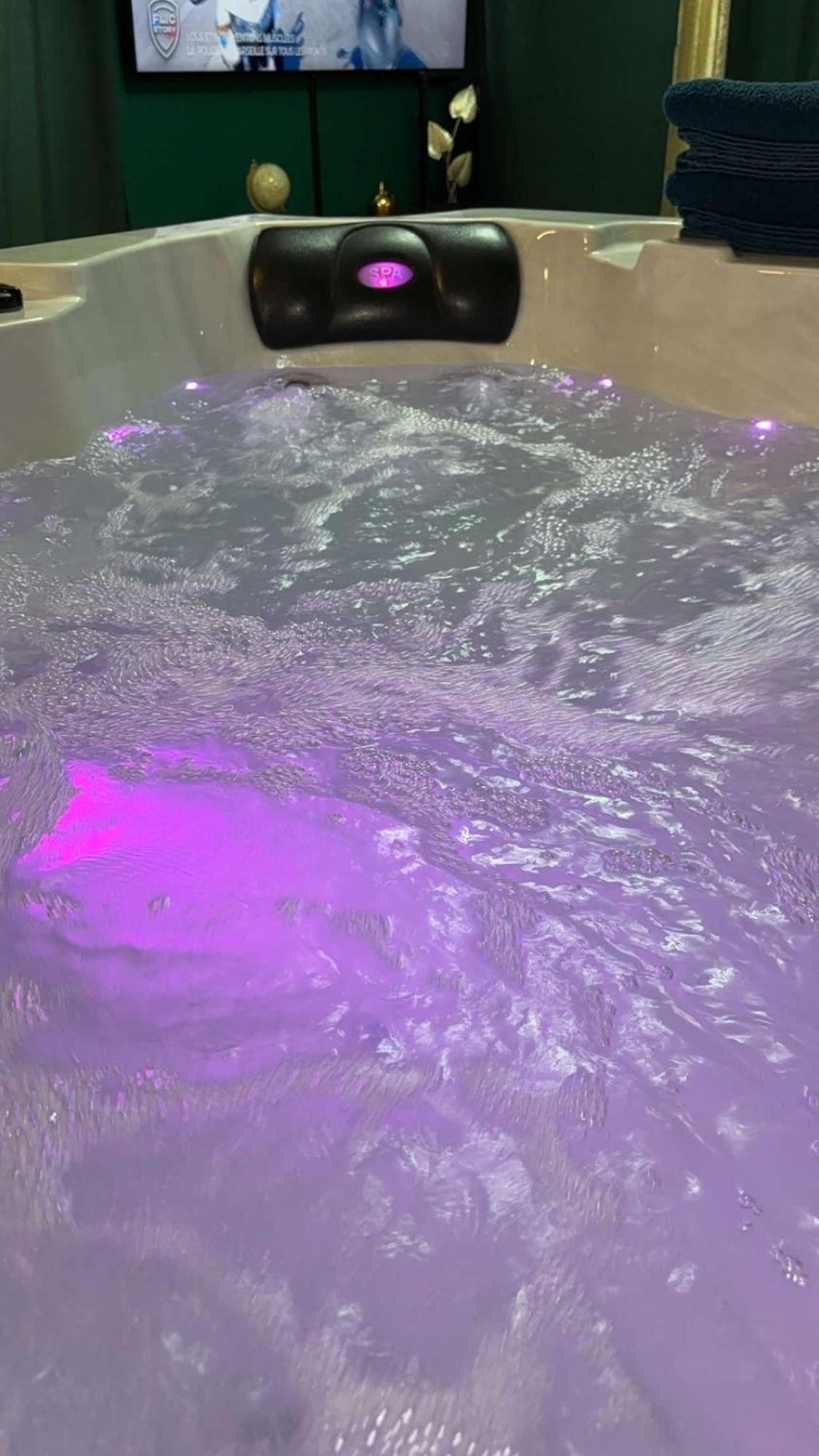 Suite Jacuzzi "Spa Privatif " Appartement Jacuzzi Toulouse Exterior photo