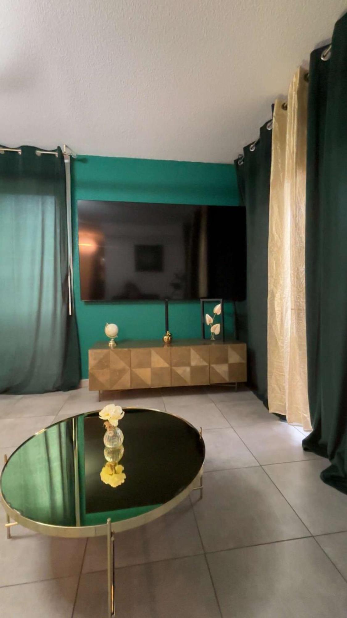 Suite Jacuzzi "Spa Privatif " Appartement Jacuzzi Toulouse Exterior photo